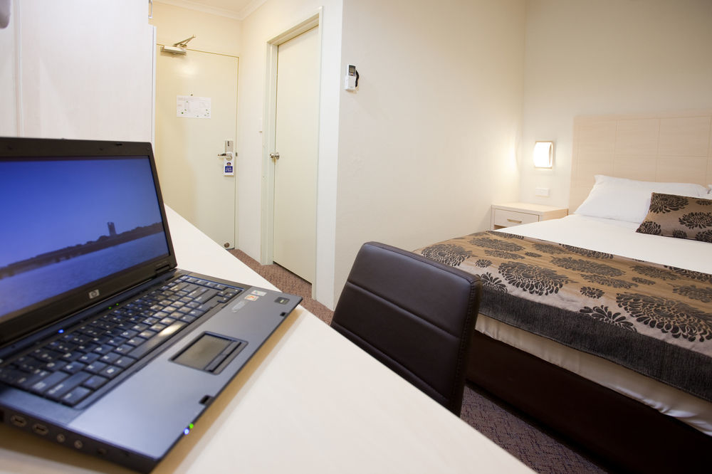 Garden City Hotel, Best Western Signature Collection كنبرا المظهر الخارجي الصورة