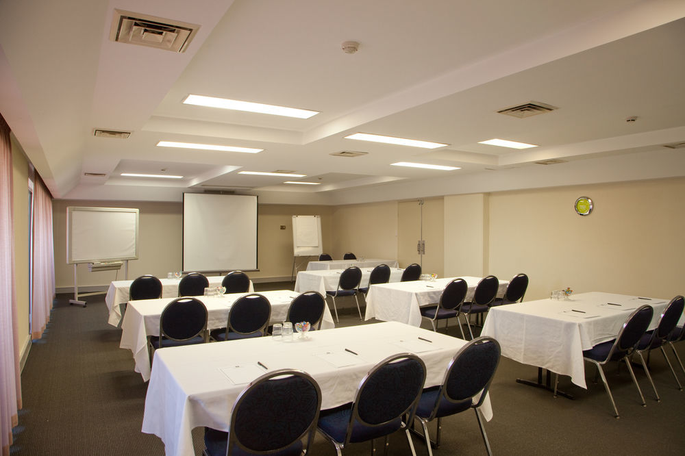 Garden City Hotel, Best Western Signature Collection كنبرا المظهر الخارجي الصورة
